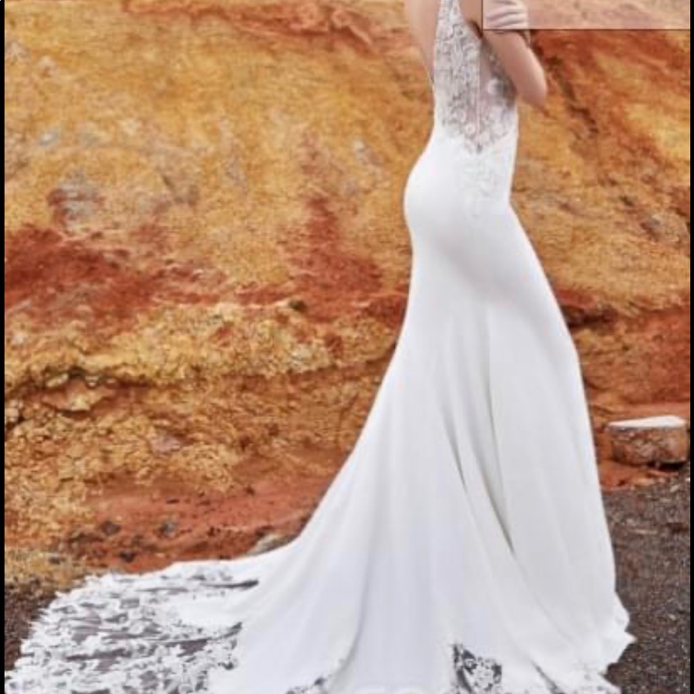Mermaid Court Trained Knitted Fabric Wedding Dress